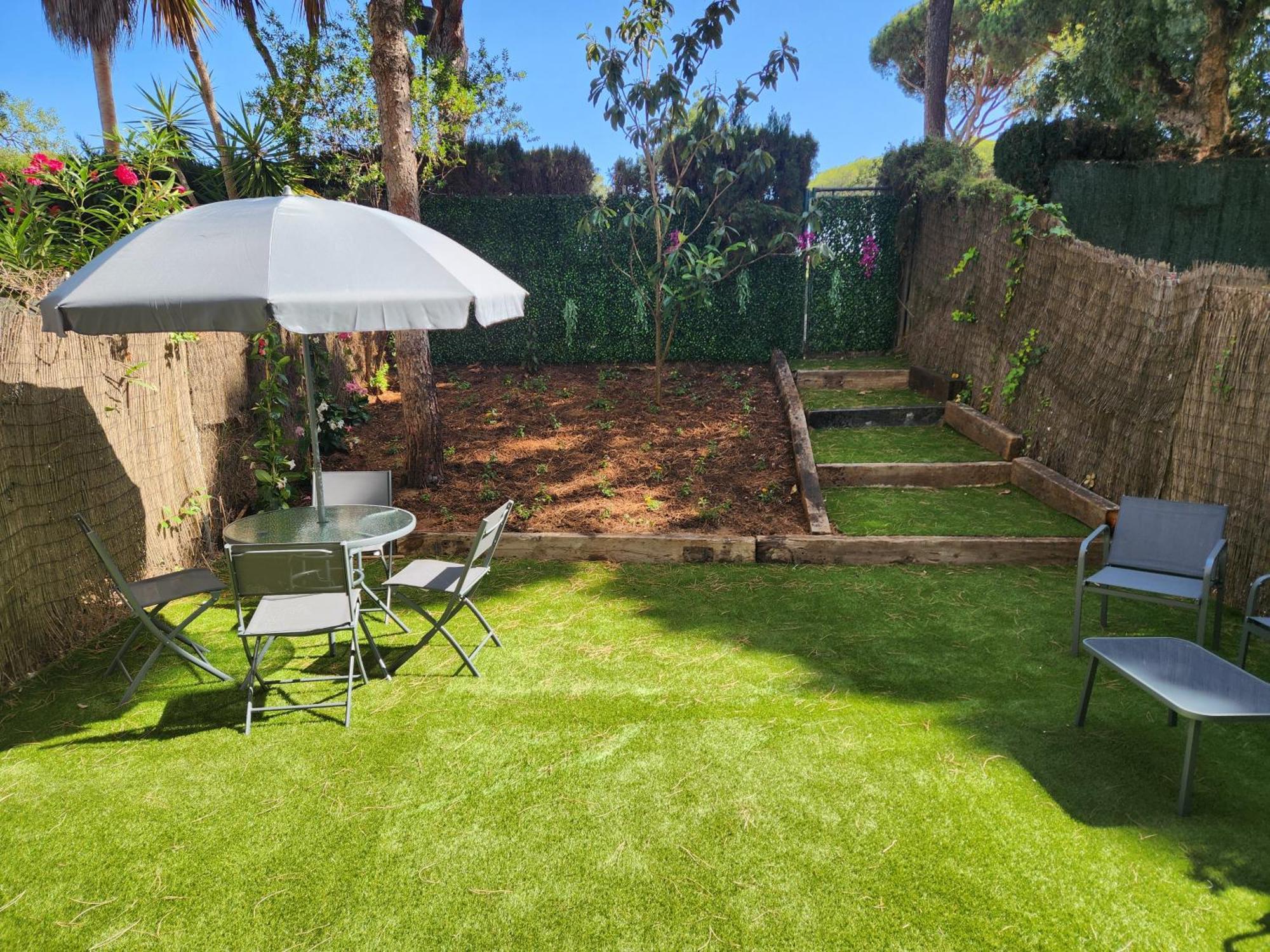 Ansa Beach Apartment - Cabopino, Marbella - Garden Level Bagian luar foto